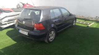 Volkswagen Golf 2003
