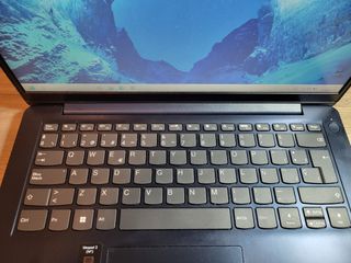 Portátil Lenovo IdeaPad 3 14 Negro/Azul