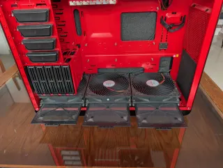 Caja PC Silverstone FT02 y accesorios 