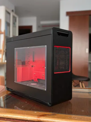 Caja PC Silverstone FT02 y accesorios 