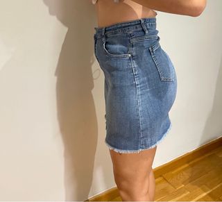 Falda vaquera corta