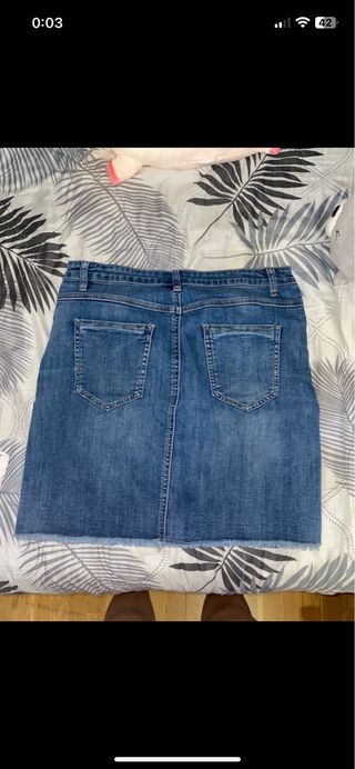 Falda vaquera corta