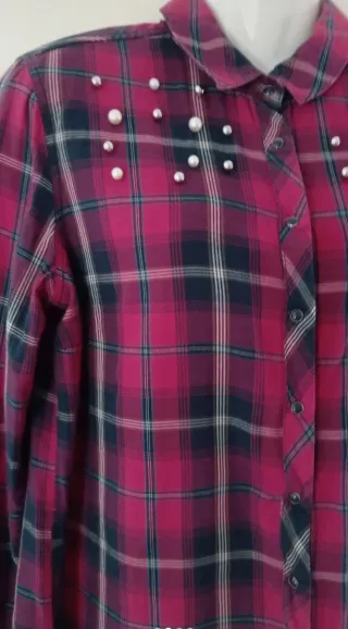 Camisa cuadros detalle perlas