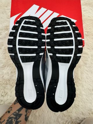 Nike P-6000 Rojo Plata