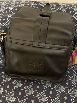 Bolso de mano negro para mujer
