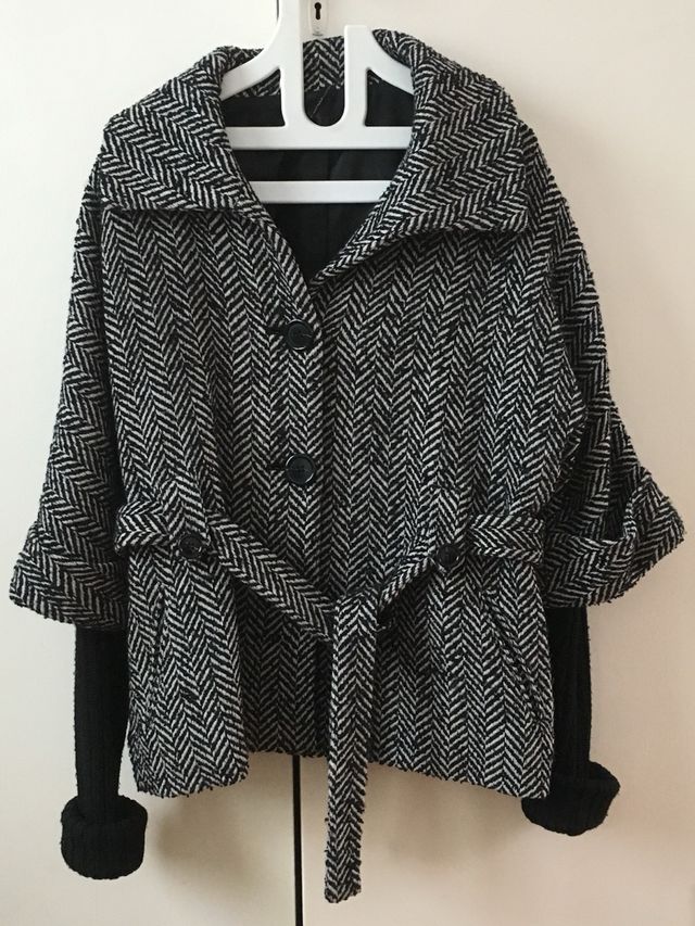 Chaquetón de chica. Marca Naf Naf. Talla 40