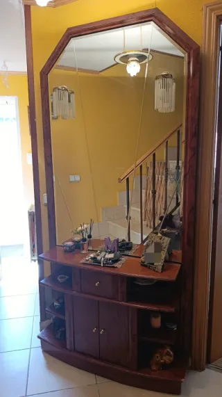 Mueble recibidor con espejo 