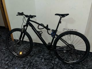 Bicicleta MTB Negra