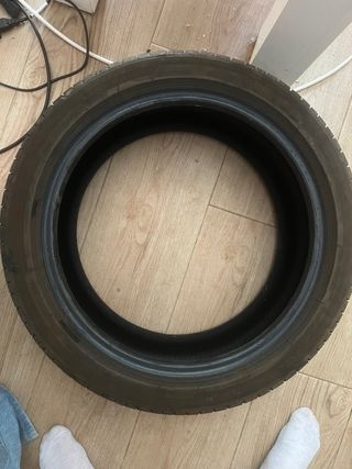 2 Neumáticos Bridgestone 215/45 R17 91Y
