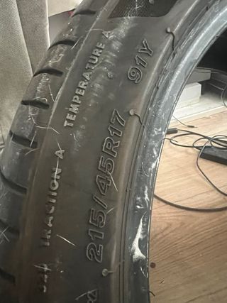 2 Neumáticos Bridgestone 215/45 R17 91Y
