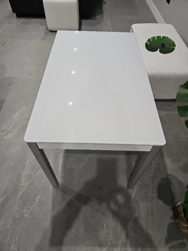 Mesa de cocina cristal y metal