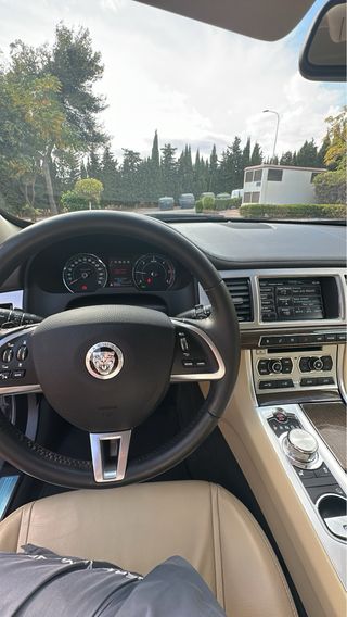 Jaguar XF 2013