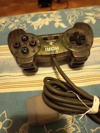 Controller Hori Digital Sindou Pad.