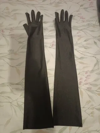 Guantes largos negros