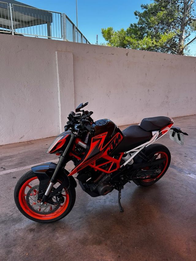 KTM Duke 390