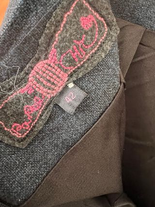 Traje de chaqueta y falda azul/gris