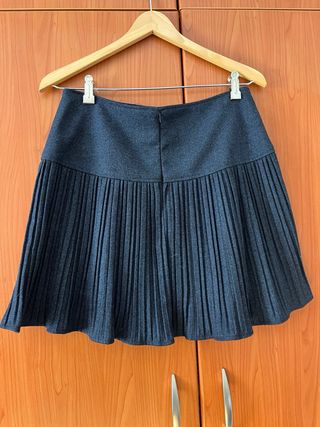 Traje de chaqueta y falda azul/gris