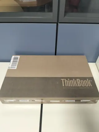 Portátil Lenovo Intel Core Ultra 7 32GB RAM 128 TG