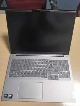 Portátil Lenovo Intel Core Ultra 7 32GB RAM 128 TG