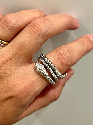 Anillo ancho de plata 925 con forma de serpiente