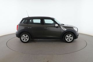 MINI Countryman One D