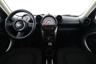 MINI Countryman One D
