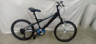 Bicicleta infantil negra