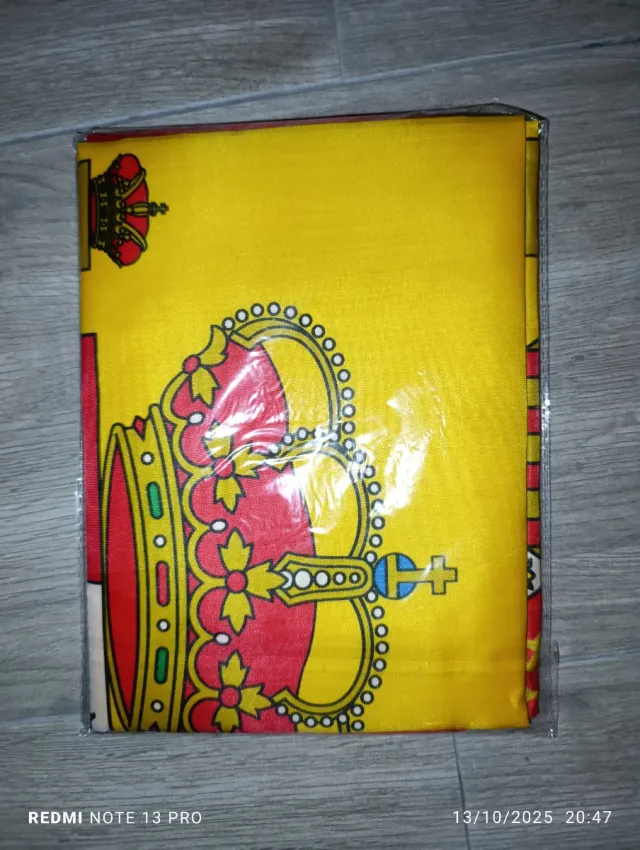 Bandera de España con escudo