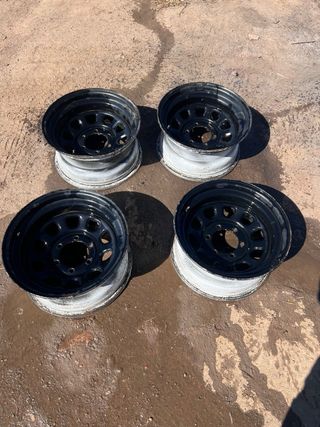 Llantas de acero negras (4 unidades)