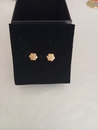 Pendientes oro 18k flor con circonitas
