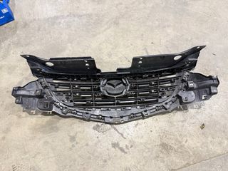 Rejilla delantera Mazda Cx5 2015 
