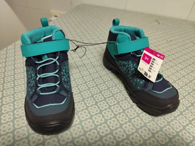 Botas montaña niño azul y turquesa