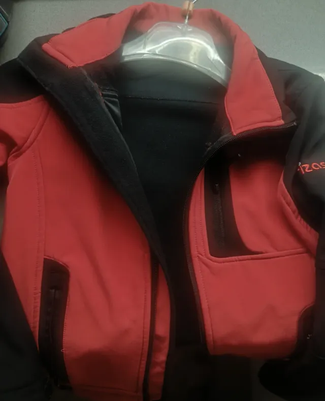 Chaqueta infantil IZAS