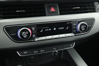 Audi A4 35 TFSI S line HEV 