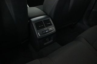 Audi A4 35 TFSI S line HEV 