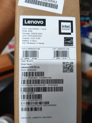 Lenovo V15 IJL Portátil Negro Nuevo