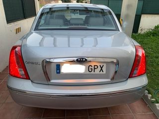 KIA Opirus 2009