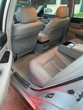 KIA Opirus 2009