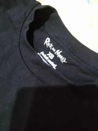 Camiseta Rick and Morty Negra