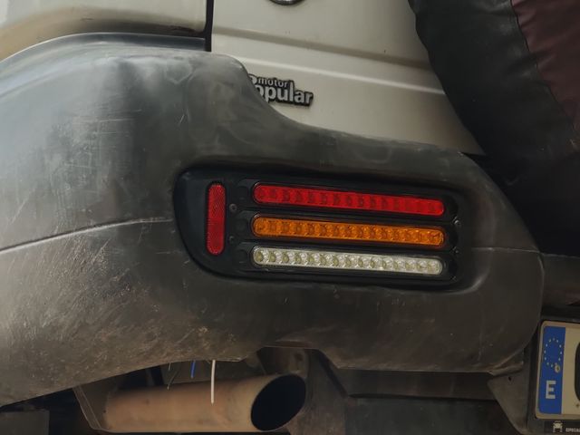 Pilotos Traseros Nissan Terrano II 2 Luces