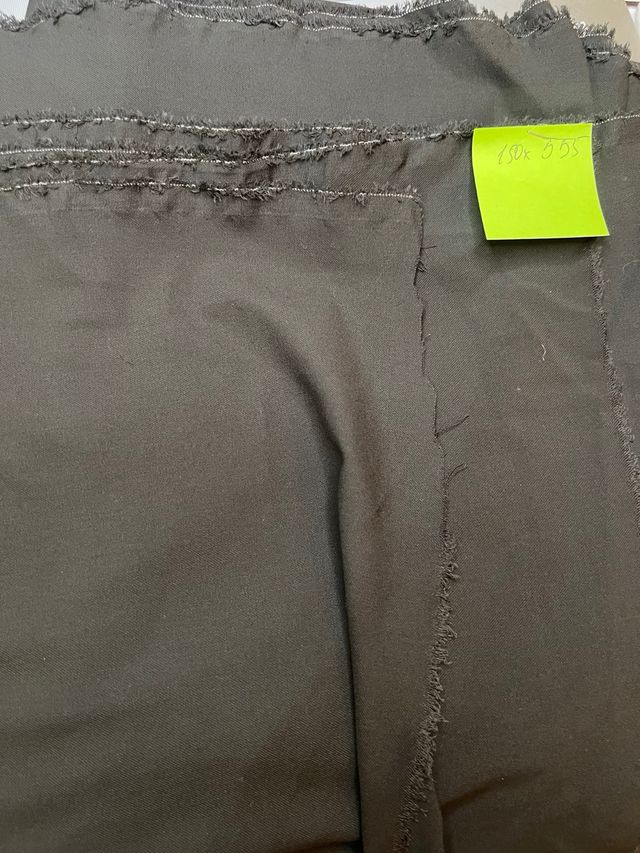 Tela sastre elástica gris oscuro