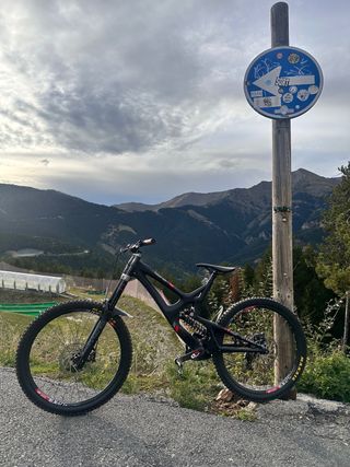 Intense M16 bici dh