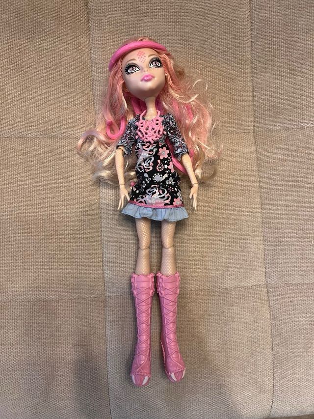 Bambola Monster High Viperine Gorgon