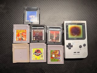 Game Boy Pocket + 7 juegos ( LEER)
