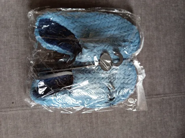 Zapatillas de casa azules y negras talla 38/39