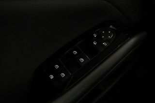 Mazda 3 2.0 Zenith-X