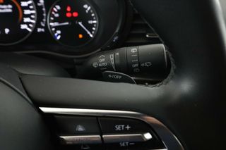Mazda 3 2.0 Zenith-X