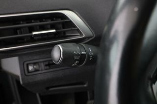 Peugeot 3008 1.5 Blue-HDi Allure