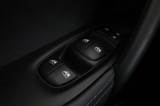 Nissan Qashqai 1.3 DIG-T N-Connecta