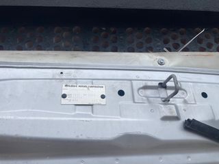 CAPO MITSUBISHI LANCER BERLINA (CY0)